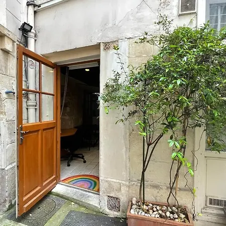 Amélie - Authentic 2br Saint-andré Des Arts Historic Courtyard Appartamento Parigi